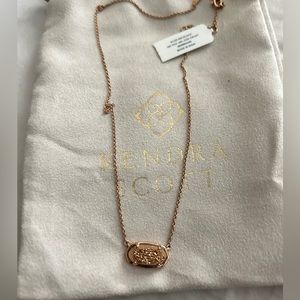 Kendra Scott Elisa pendent in rose gold drusy